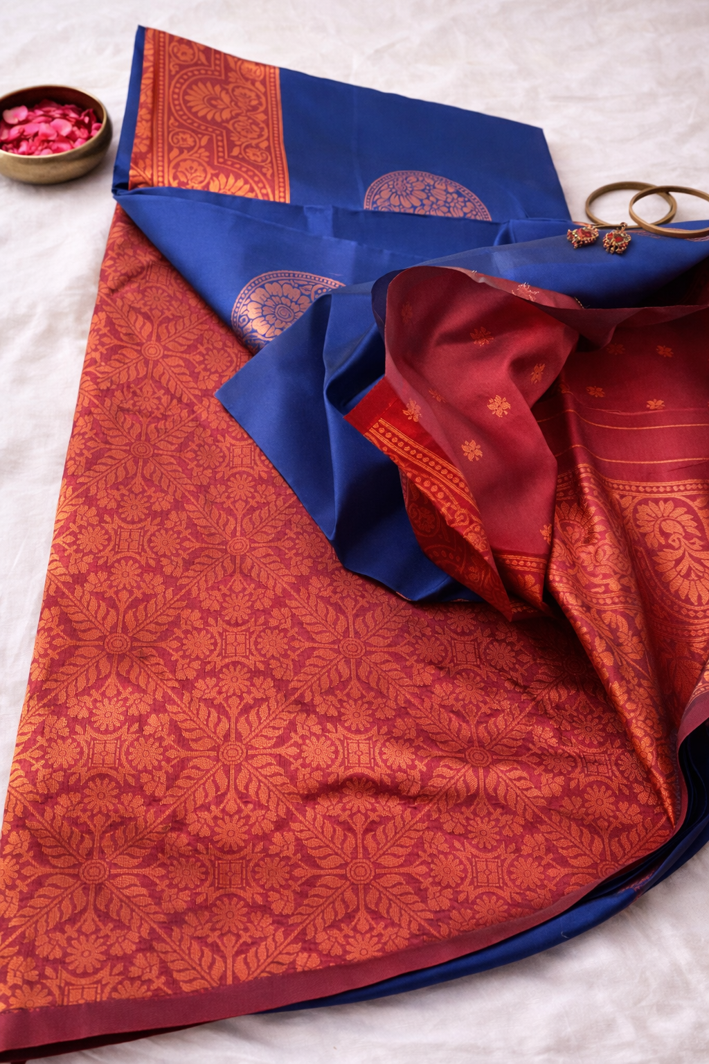 SAR-FC-BLU-RED-001|| FC CTRST BLU RED Saree